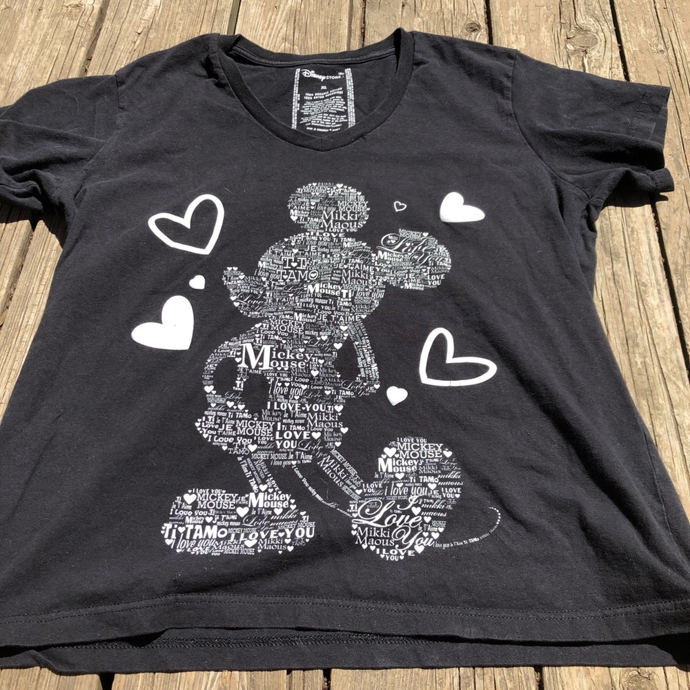 Disney Micky mouse v neck